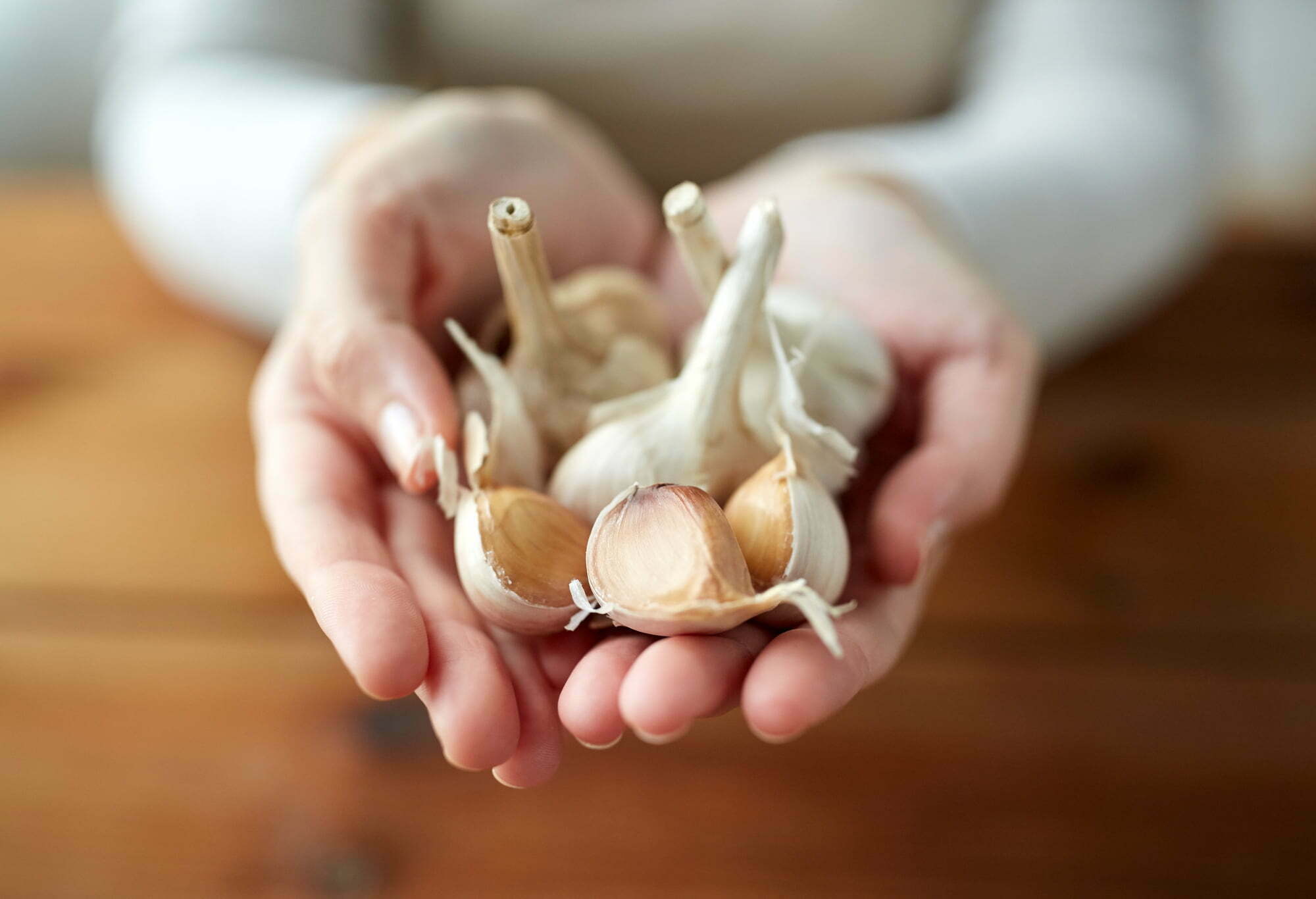 Why Am I Craving Garlic - Strange Cravings Explained! 1